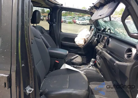 2021 Jeep Gladiator Freedom 4X4 из США, поврежденный, VIN 1C6HJTAG3ML557932